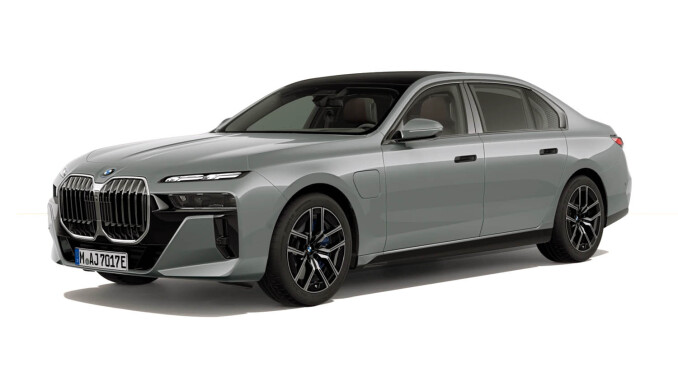 BMW 7 Series 750e xDrive M Sport 4dr Auto [NI] Saloon - Image 1